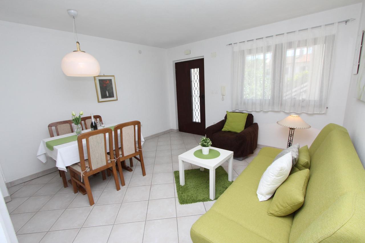 Apartment Irena Пула Екстер'єр фото