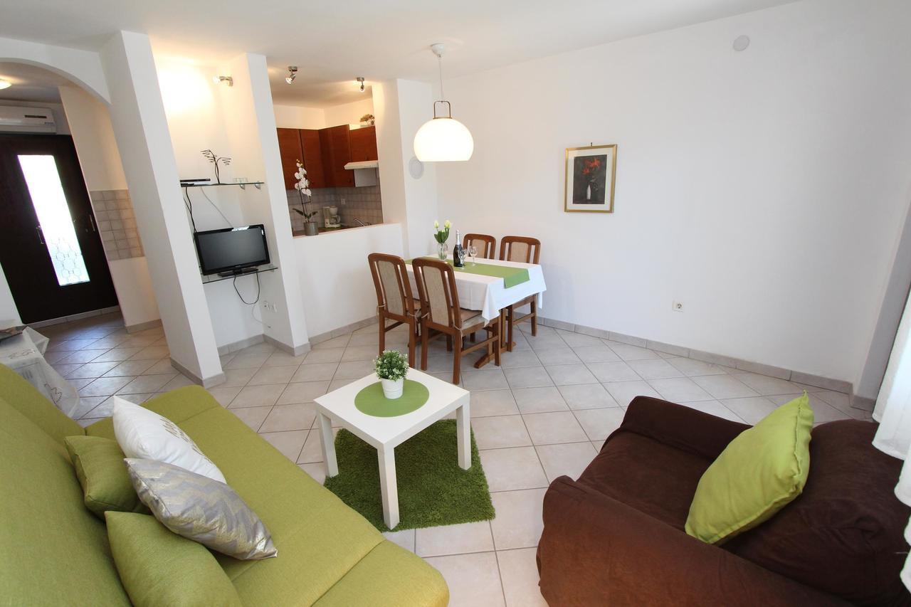 Apartment Irena Пула Екстер'єр фото